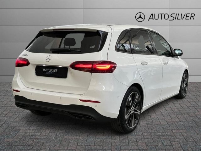 Mercedes-Benz B 180 d Automatic Progressive Advanced Plus - foto 2 di 4
