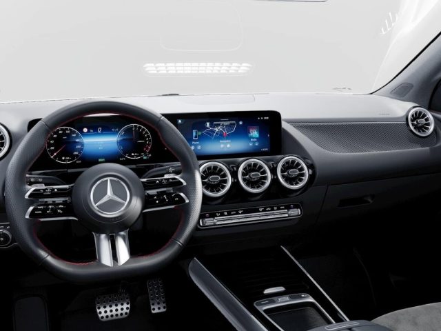 Mercedes-Benz GLA 200 d Automatic 4Matic AMG Line Advanced Plus nuovo a VERONA