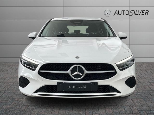Mercedes-Benz A 180 d Automatic Advanced - foto 3 di 4