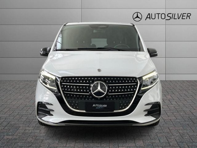 Mercedes-Benz V 250 d Automatic Avantgarde Long - foto 3 di 4