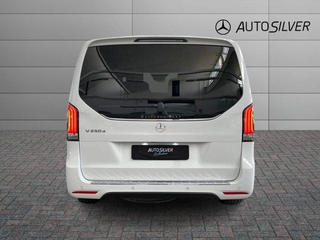Mercedes-Benz V 250 d Automatic Avantgarde Long - foto 4 di 4