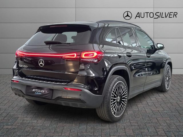 Mercedes-Benz EQA 250+ Premium - foto 2 di 4