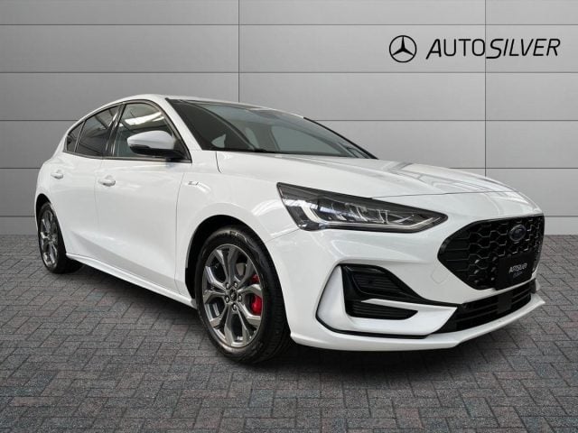 Ford Focus 1.0 EcoBoost Hybrid 125 CV ST-Line, del 2025, 21.900 km, in vendita a Verona (VR)