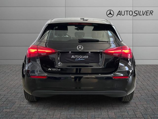 Mercedes-Benz A 180 d Automatic Advanced - foto 4 di 4
