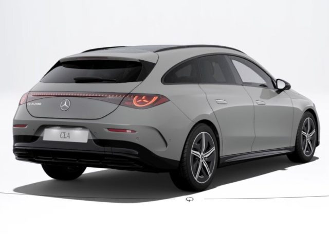 Mercedes-Benz CLA 200 Shooting Brake AMG Line Premium - foto 2 di 4