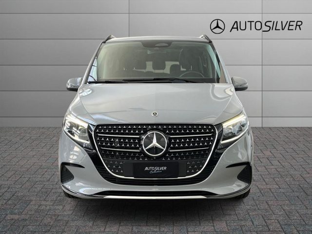 Mercedes-Benz V 250 d Automatic Avantgarde Long - foto 3 di 4