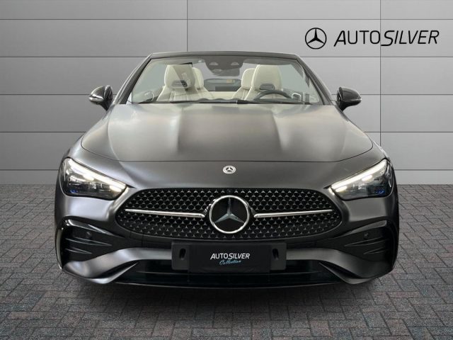 Mercedes-Benz CLE 450 4Matic Cabrio AMG Line Premium Plus - foto 3 di 4
