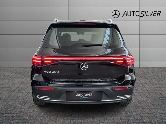 Mercedes-Benz EQB 250+ Progressive Advanced - foto 4 di 4