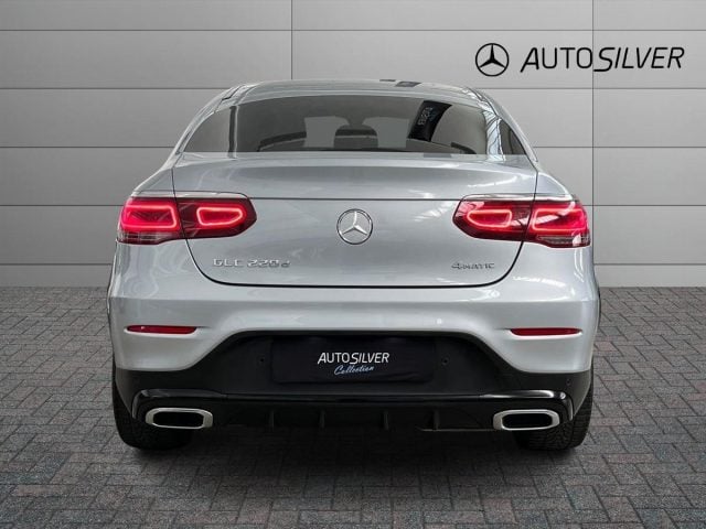Mercedes-Benz GLC 220 d 4Matic Coupé Premium Night Edition - foto 4 di 4