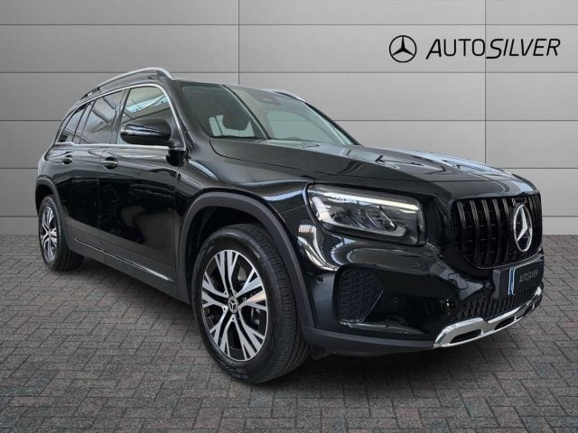 Mercedes-Benz GLB 200 d 4matic Progressive Advanced Plus 7posti, del 2025, 25.184 km, in vendita a Verona (VR)