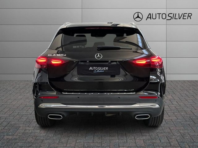 Mercedes-Benz GLA 180 d Automatic AMG Line Advanced Plus - foto 4 di 4