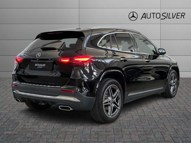 Mercedes-Benz GLA 180 d Automatic AMG Line Advanced Plus - foto 2 di 4