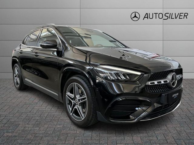 Mercedes-Benz GLA 180 d Automatic AMG Line Advanced Plus, del 2024, 32.792 km, in vendita a Verona (VR)