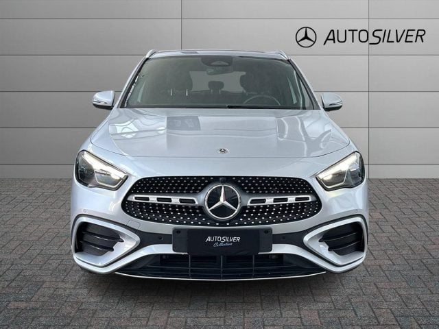 Mercedes-Benz GLA 200 d Automatic AMG Line Advanced Plus - foto 3 di 4