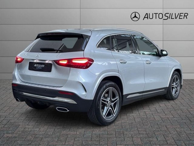 Mercedes-Benz GLA 200 d Automatic AMG Line Advanced Plus - foto 2 di 4