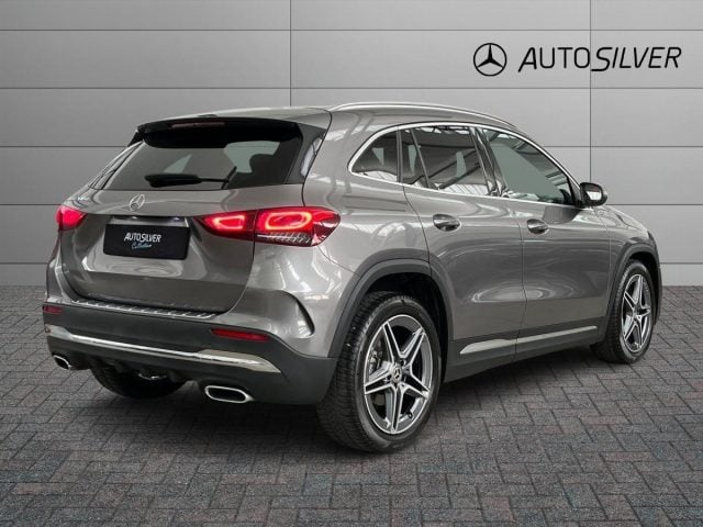 Mercedes-Benz GLA 200 d Automatic Premium - foto 2 di 4