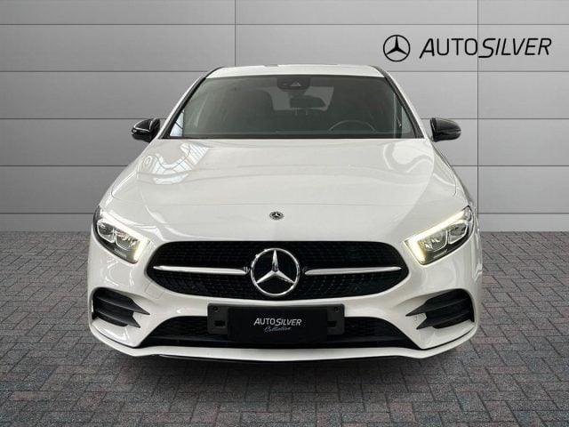 Mercedes-Benz A 180 d Automatic Premium Night edition - foto 3 di 4