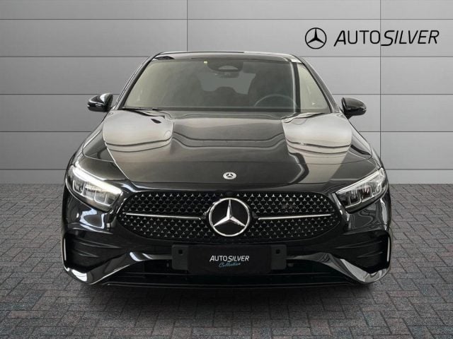 Mercedes-Benz A 250 e hybrid EQ AMG Line Advanced Plus - foto 3 di 4