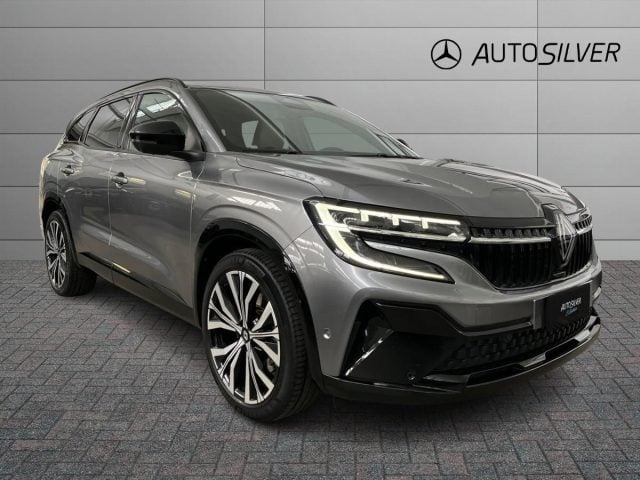 Renault Espace Full Hybrid E-Tech 7p Iconic, del 2023, 76.371 km, in vendita a Verona (VR)