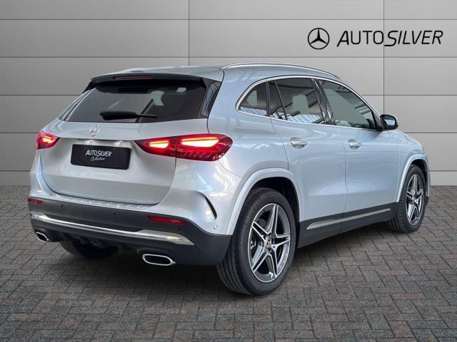 Mercedes-Benz GLA 180 d Automatic AMG Line Advanced Plus - foto 2 di 4
