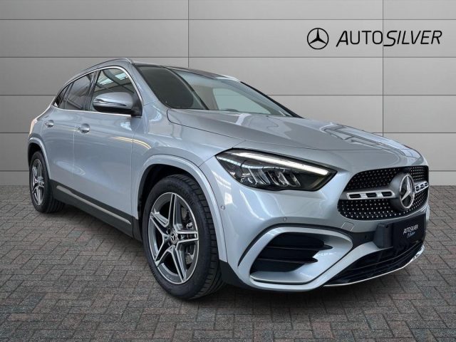 Mercedes-Benz GLA 180 d Automatic AMG Line Advanced Plus, del 2024, 31.199 km, in vendita a Verona (VR)