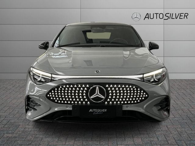 Mercedes-Benz CLA 250 + EQ - foto 4 di 4
