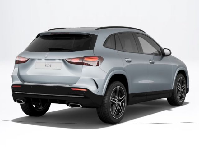 Mercedes-Benz GLA 180 Automatic AMG Line Advanced Plus - foto 2 di 4