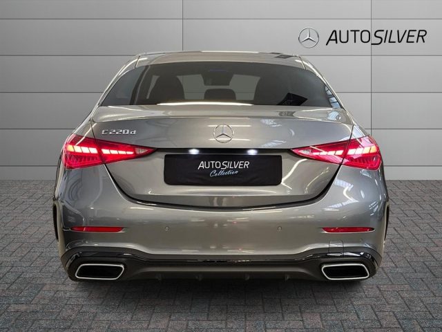 Mercedes-Benz C 220 d Mild hybrid AMG Line Advanced - foto 4 di 4
