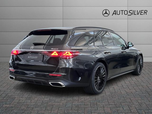 Mercedes-Benz E 220 d Mild hybrid 4Matic S.W. AMG Line PREMIUM - foto 4 di 4
