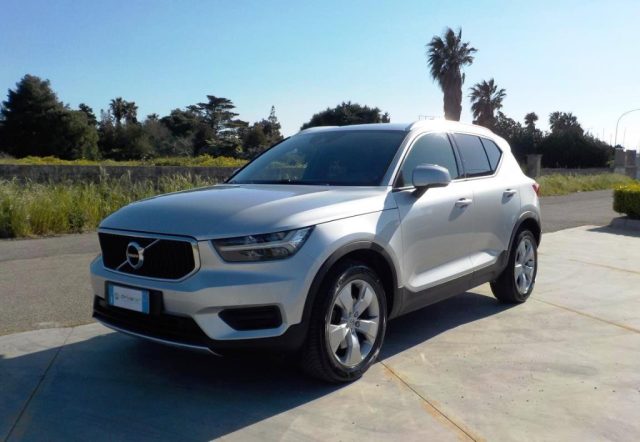 Volvo XC40 D4 AWD Geartronic - foto 3 di 43