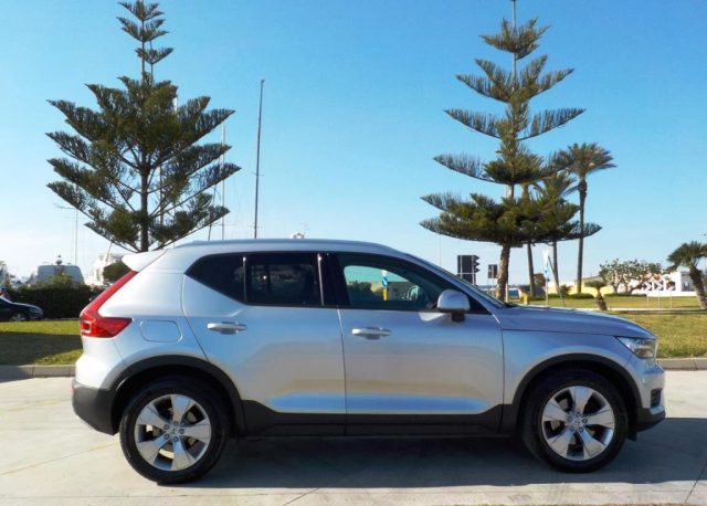 Volvo XC40 D4 AWD Geartronic - foto 4 di 43