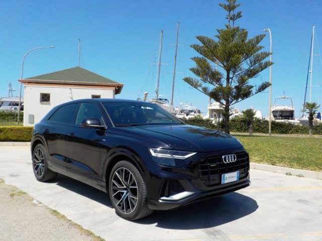 Audi Q8 50 TDI 286 CV quattro tiptronic usato a GALLIPOLI