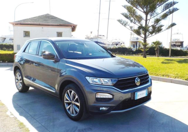 Volkswagen T-Roc 2.0 TDI SCR 150 CV Business BlueMotion Technology usato a GALLIPOLI