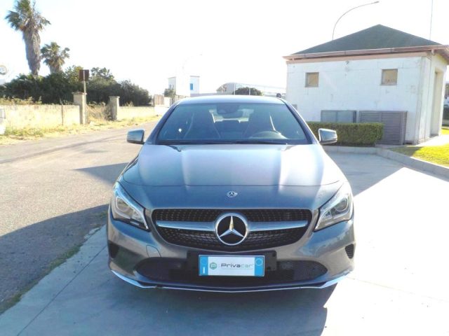 Mercedes-Benz CLA 180 d Automatic Sport - foto 2 di 4