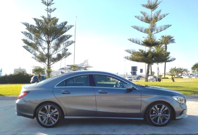 Mercedes-Benz CLA 180 d Automatic Sport - foto 4 di 4