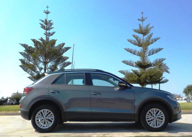 Volkswagen T-Roc 1.0 TSI Life - foto 4 di 4