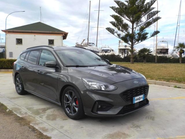 Ford Focus 1.5 TDCi 120 CV Start&Stop SW ST Line usato a GALLIPOLI