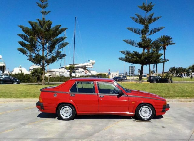 Alfa Romeo 75 1.8i turbo America - foto 4 di 4