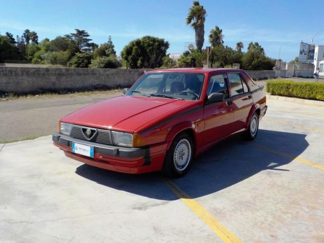 Alfa Romeo 75 1.8i turbo America usato a GALLIPOLI