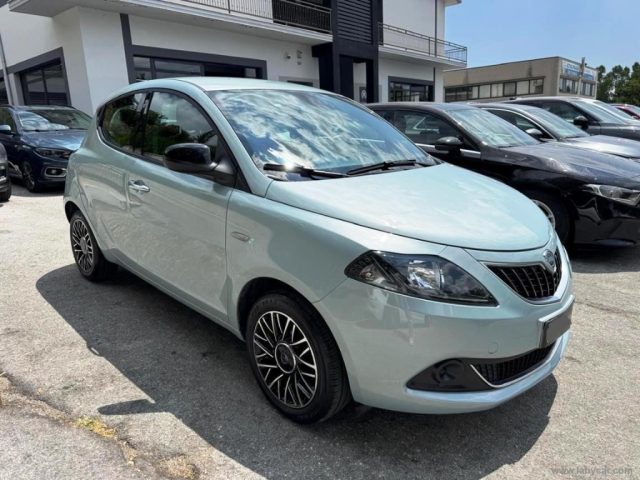 Lancia Ypsilon 1.2 69 CV 5 porte GPL Ecochic - foto 3 di 4