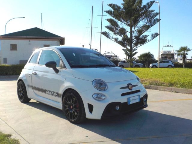 Abarth 595 1.4 Turbo T-Jet 180 CV Competizione - foto 3 di 4