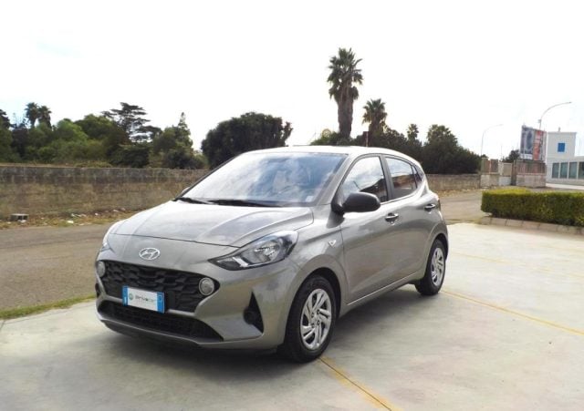 Hyundai i10 1.0 MPI Tech, del 2021, 36.700 km, in vendita a Gallipoli (LE)