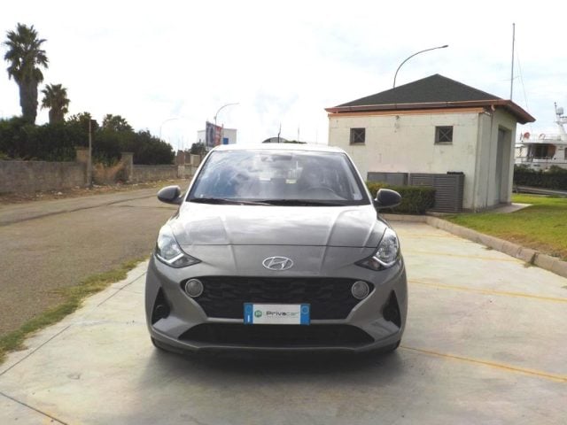 Hyundai i10 1.0 MPI Tech - foto 2 di 4