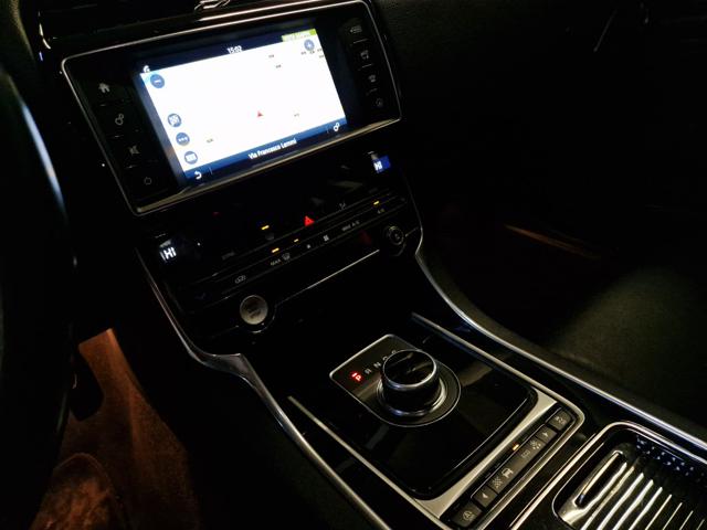 Jaguar XE 2000 DIESEL CV.180 AUTOM / 17'/PELLE usato a TORINO