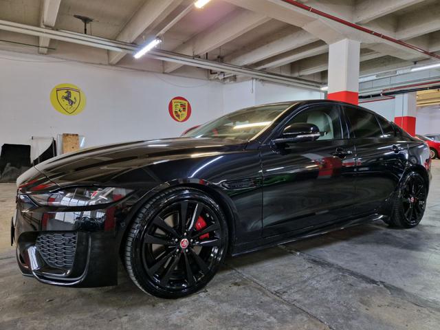 Jaguar XE 2000 D 204 CV AUT. R-DYNAMIC BLACK EDIT.KM. 13.900 usato a TORINO