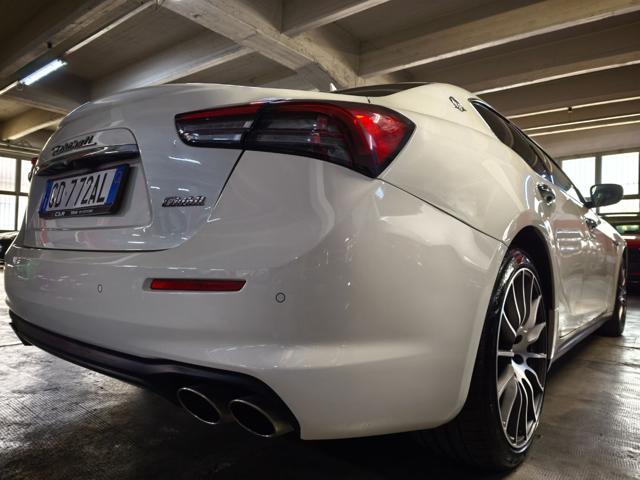 Maserati Ghibli 3000 V6 DIESEL CV.250 CERCHI 20'+PELLE+UNIPROP - foto 3 di 4