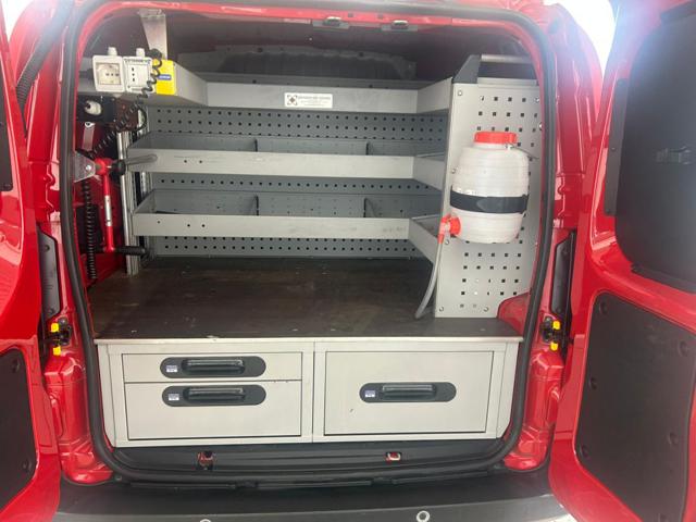 Fiat Fiorino 1.3 MJT 95CV Cargo ADVENTURE, del 2017, 82.197 km, in vendita a San Cesareo (RM)