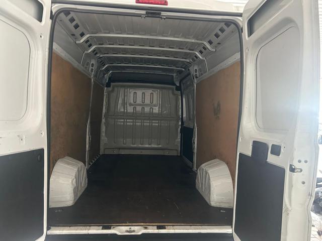 Fiat Ducato 35 2.2 MJT 140CV PM-TM Furgone - foto 3 di 4