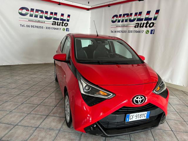 Toyota Aygo Connect 1.0 VVT-i 72CV 5 porte x-business usato a SAN CESAREO