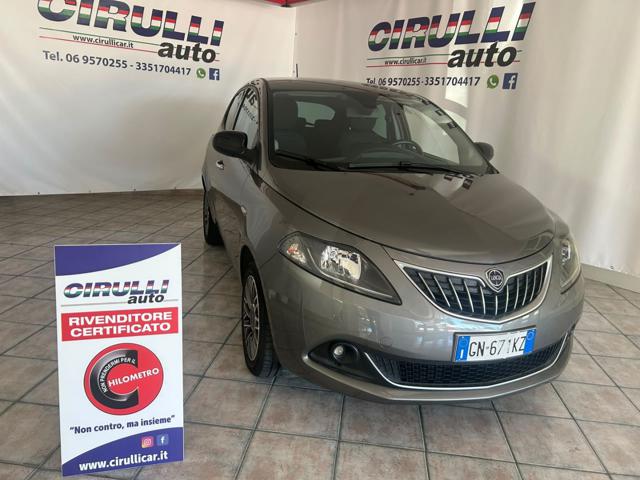 Lancia Ypsilon 1.0 FireFly 5 porte S&S Hybrid GOLD - foto 2 di 4